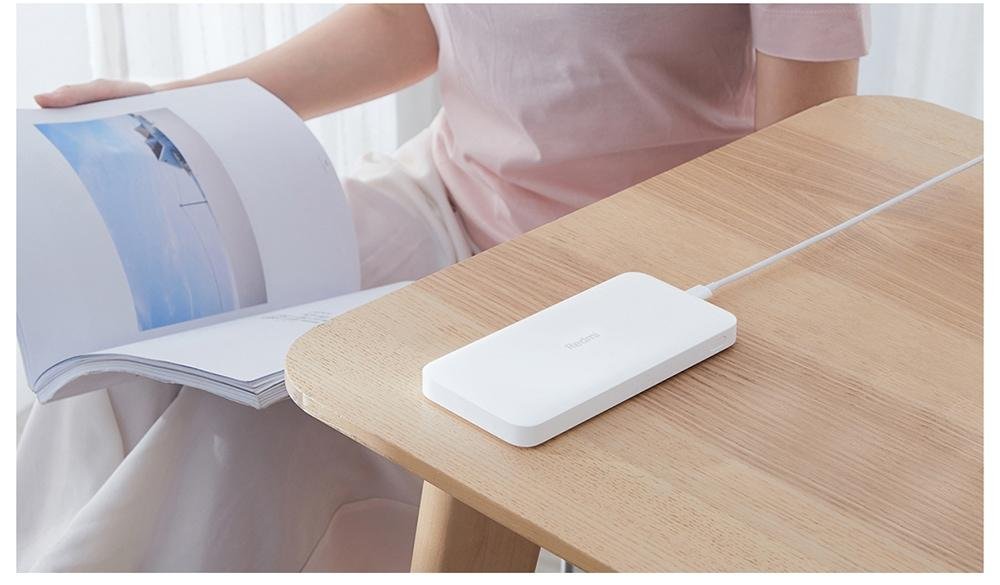 Xiaomi PB100LZM Redmi Power Bank 10000mAh Dual Input / Output Ports / 18W Charging Standard Version- White Xiaomi PB100LZM Redmi Power Bank 10000mAh Dual Input / Output Ports / 18W Charging Standard Version- White
