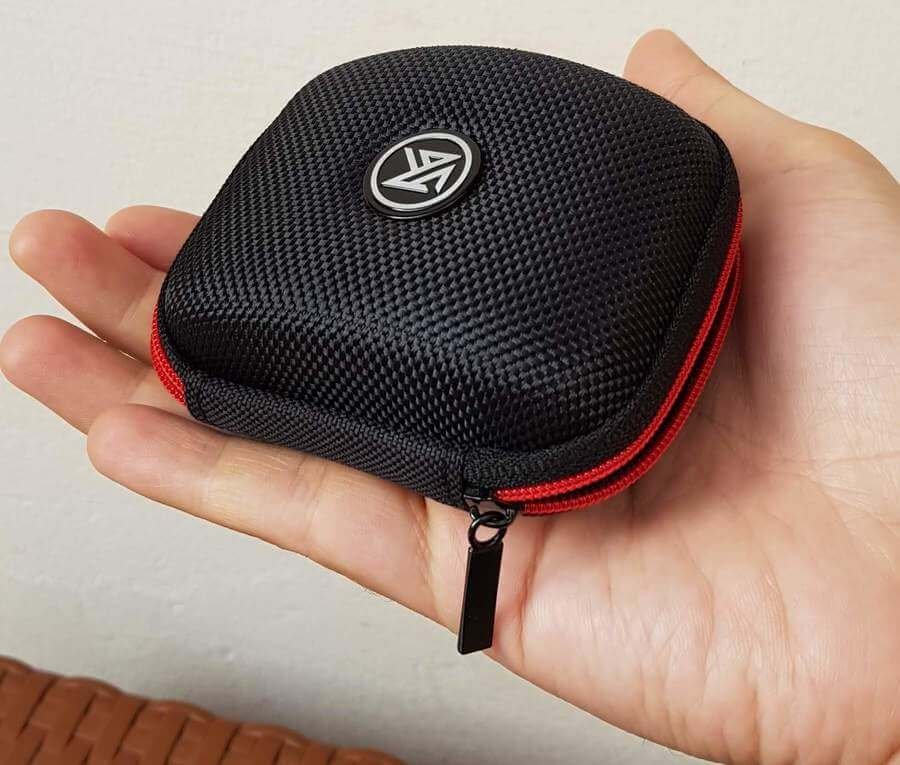 Semi hard rubber nylon Earphone Pouch with zipper storage case almost square shape- black and red Semi hard rubber nylon Earphone Pouch with zipper storage case almost square shape- black and red