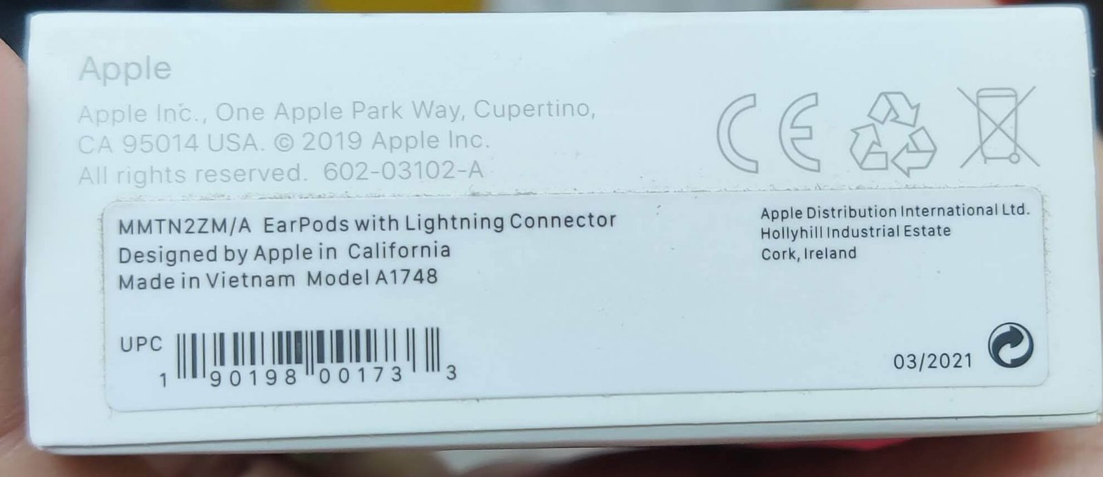 Original Apple EarPods with Lightning Connector for iPhone 7/ 7 Plus Headphone 8/ 8 Plus iPhone X iphone11 Earphone Original Apple EarPods with Lightning Connector for iPhone 7/ 7 Plus Headphone 8/ 8 Plus iPhone X iphone11 Earphone