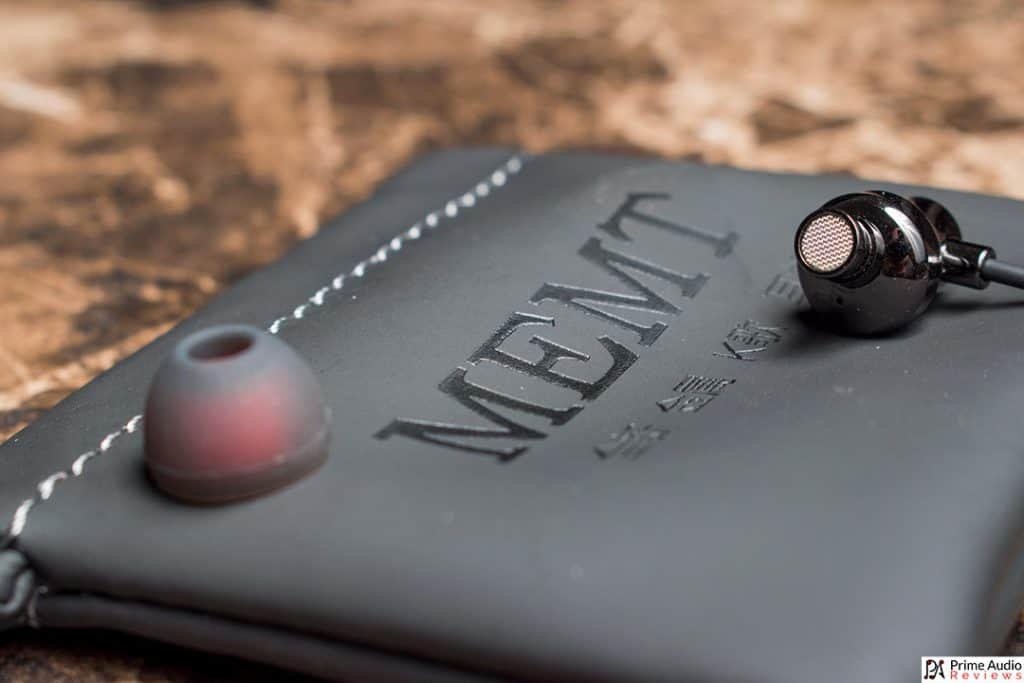 Original MEMT X9s Full Metal Earphone with Mic Original MEMT X9s Full Metal Earphone with Mic