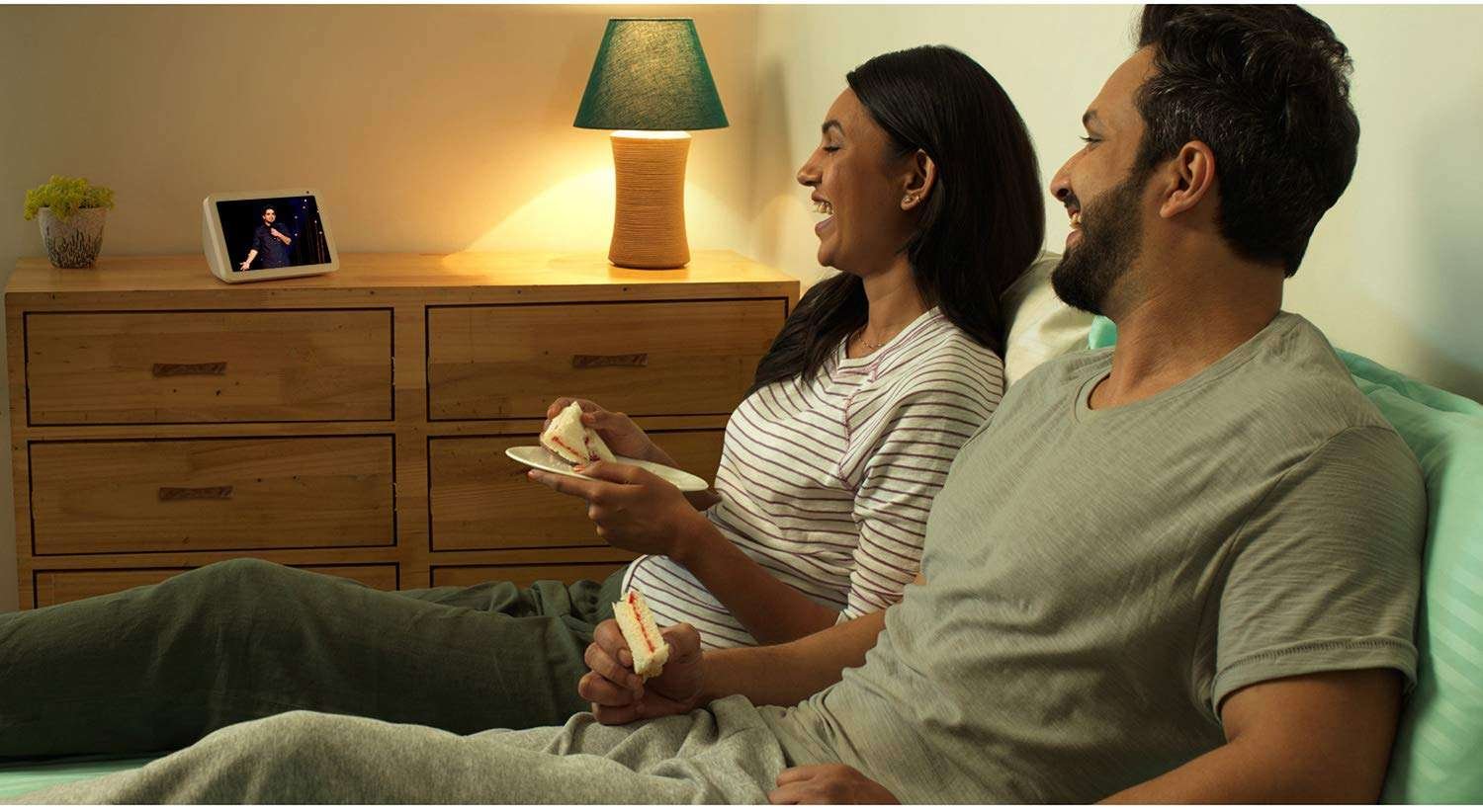 Original Amazon Echo Show 8 - HD Smart Display With Alexa WatchVideo