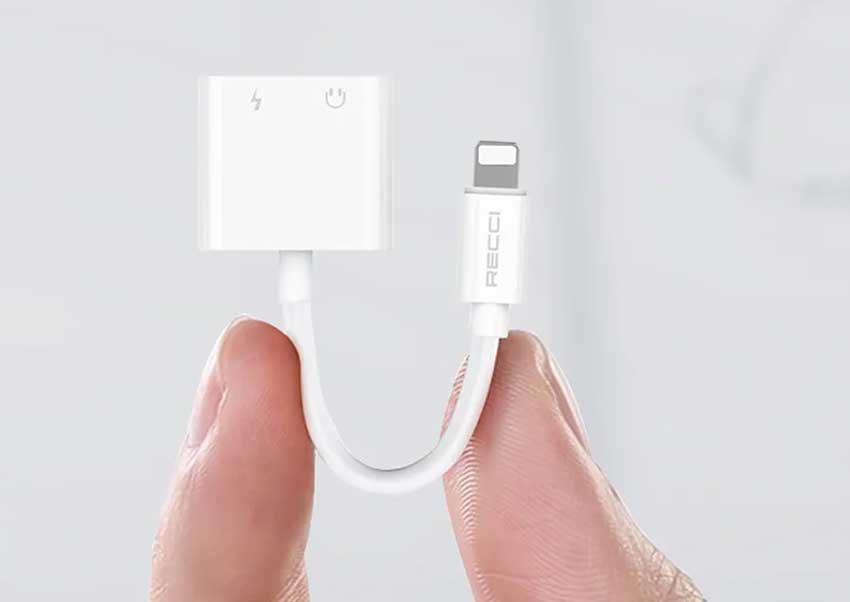 Original RECCI RDS-A01 2 IN 1 LIGHTNING CONVERTER Recci-2-in-1-Lightning-Converter_2.jpg?1682747345349